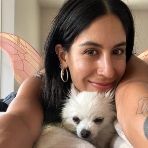 Meet your Posher, Elisa